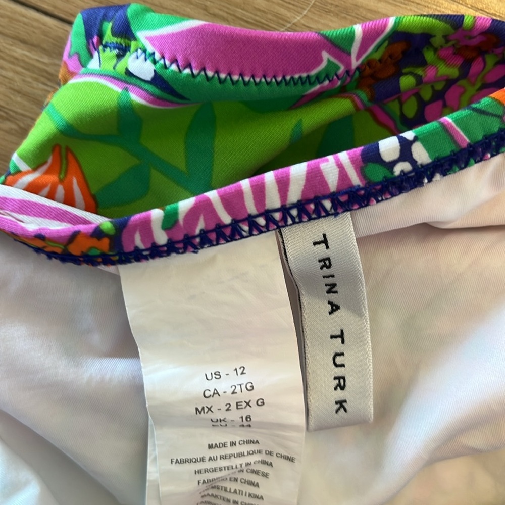 LIKE NEW! Trina Turk Colorful Floral Halter Bikini Top + matching bottoms Sz 12 - Picture 7 of 8